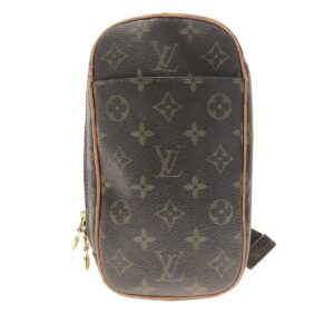 37321808 1 Gucci GG Supreme Messenger Bag Black Gray