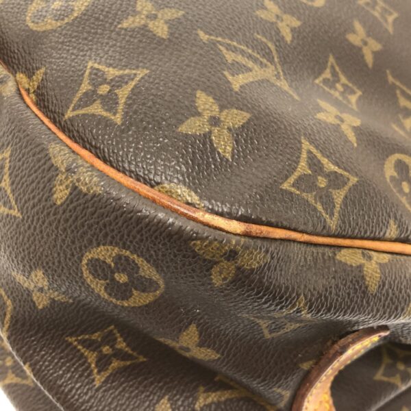 37321823 5 Louis Vuitton Saumur 35 Shoulder Bag Martier Monogram Canvas