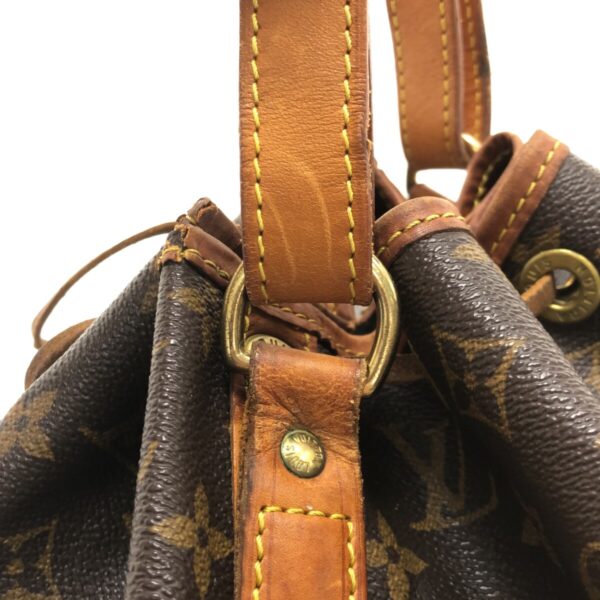 37322281 9 Louis Vuitton Petit Noe Shoulder Bag Monogram Canvas