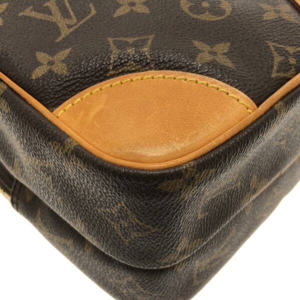 37322336 5 Louis Vuitton Amazon Shoulder Bag Monogram Canvas