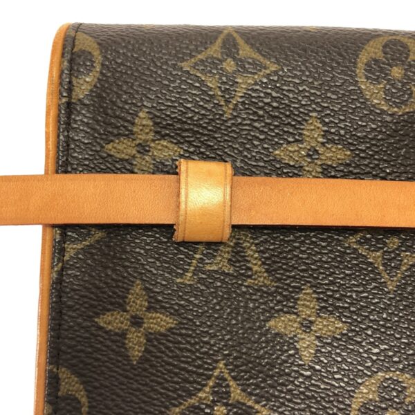 37323066 10 Louis Vuitton Pochette Florentine Waist Pouch Monogram Canvas