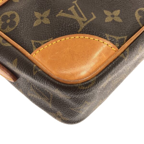 37323133 5 Louis Vuitton Trocadero 27 Shoulder Bag Monogram Canvas