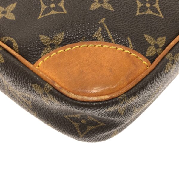 37323147 5 Louis Vuitton Danube Shoulder Bag Monogram Canvas