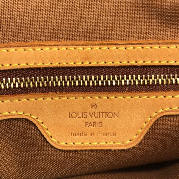 37323469 7 Louis Vuitton Hippo Piano Shoulder Bag Monogram Canvas