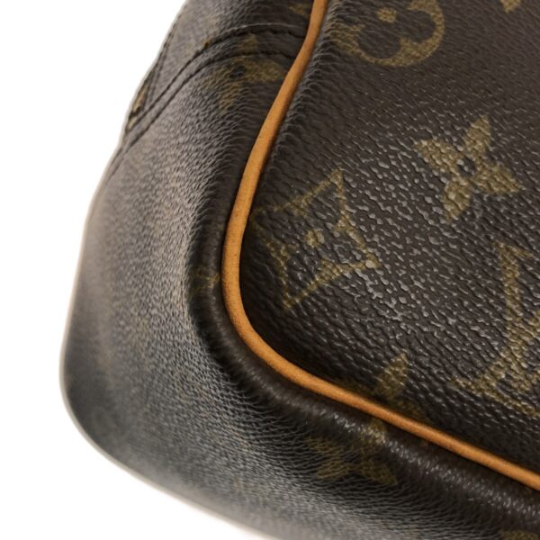 37323530 5 Louis Vuitton Deauville Handbag Monogram Canvas