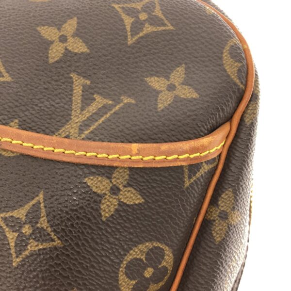 37323554 12 Louis Vuitton Deauville Handbag Monogram Canvas