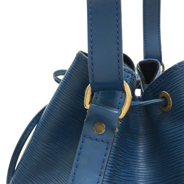 37323577 10 Louis Vuitton Noe Shoulder Bag Toledo Blue Leather