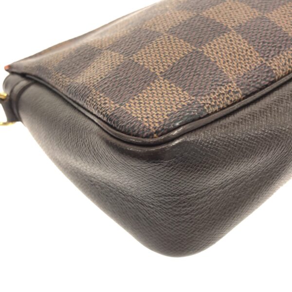 37323868 5 Louis Vuitton Truth Makeup Handbag Damier Ebene