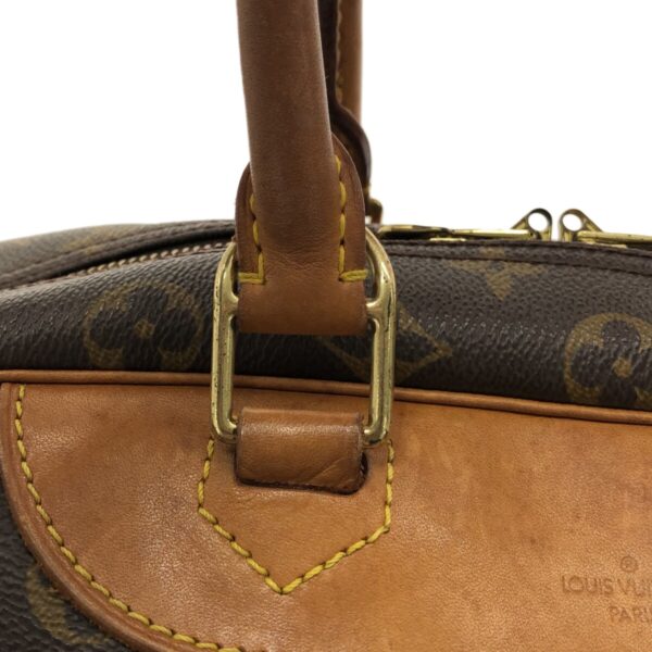 37324480 9 Louis Vuitton Deauville Handbag Monogram Canvas