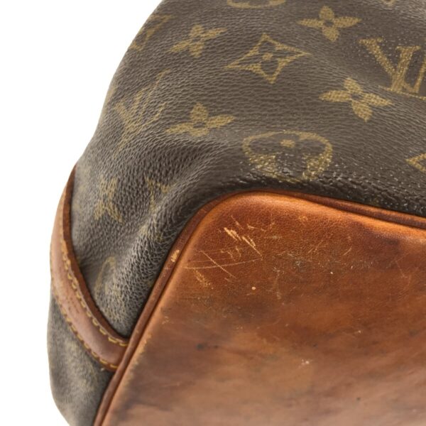 37324482 5 Louis Vuitton Petit Noe Shoulder Bag Monogram Canvas