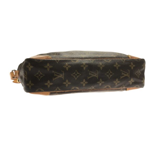 37324516 4 Louis Vuitton Trocadero 27 Shoulder Bag Monogram Canvas