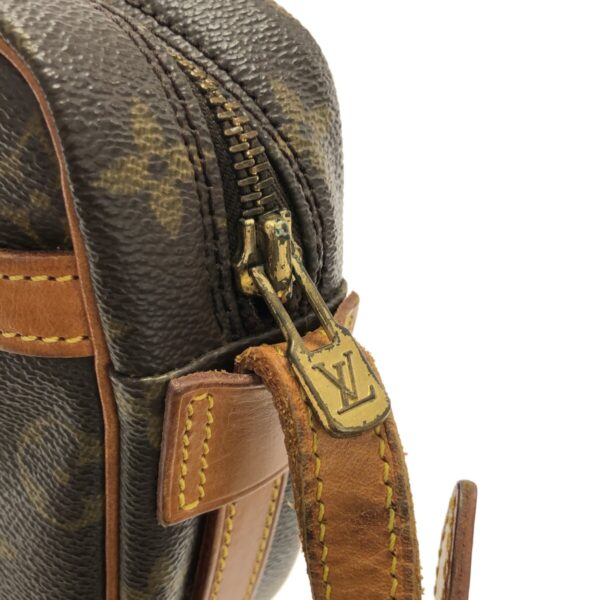 37324533 11 Louis Vuitton Genefeuille Shoulder Bag Monogram Canvas