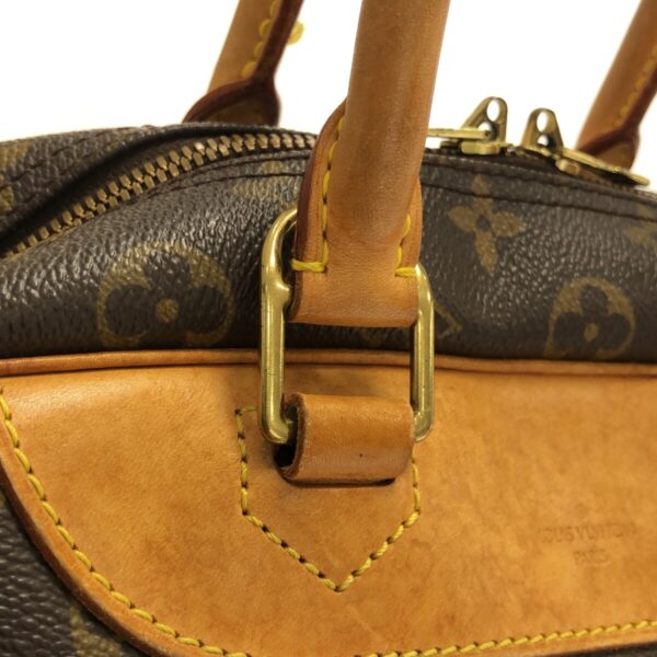 37324538 9 Louis Vuitton Deauville Handbag Monogram Canvas