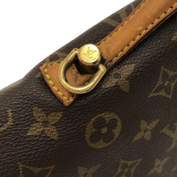 37324556 10 Louis Vuitton Beverly Handbag Monogram Canvas