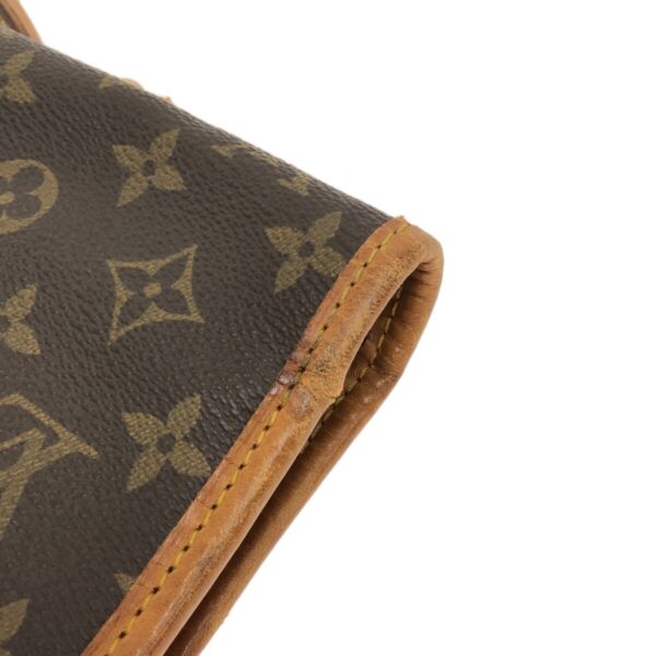 37324556 13 Louis Vuitton Beverly Handbag Monogram Canvas