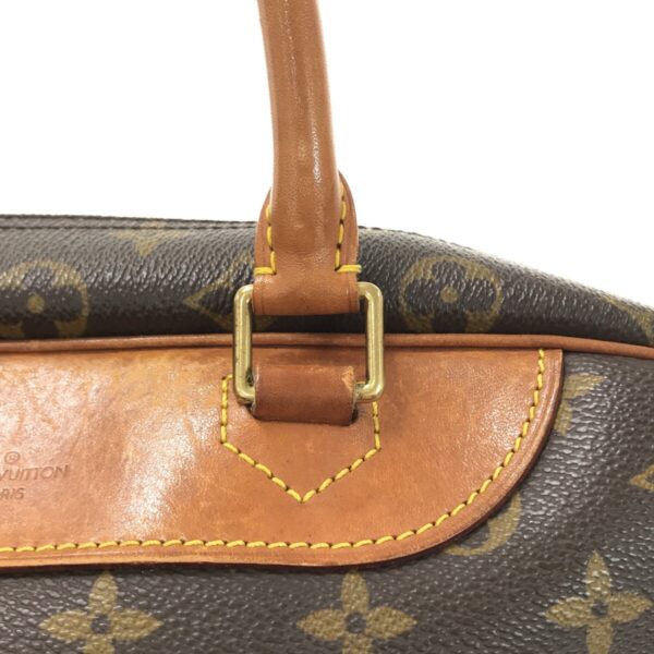 37324722 10 Louis Vuitton Deauville Handbag Monogram Canvas