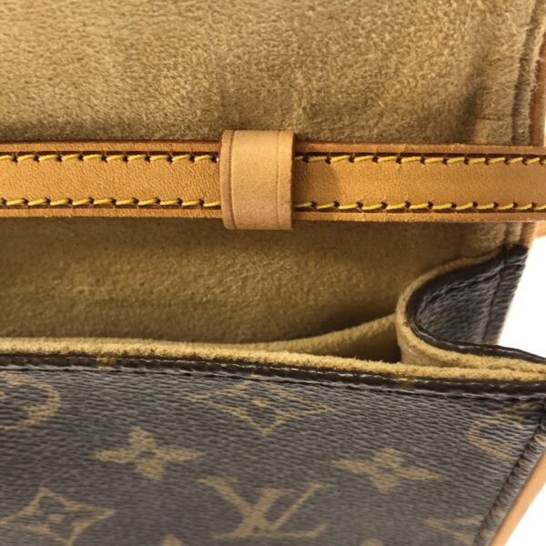 37325273 10 Louis Vuitton Pochette Twin GM Shoulder Bag Monogram Canvas