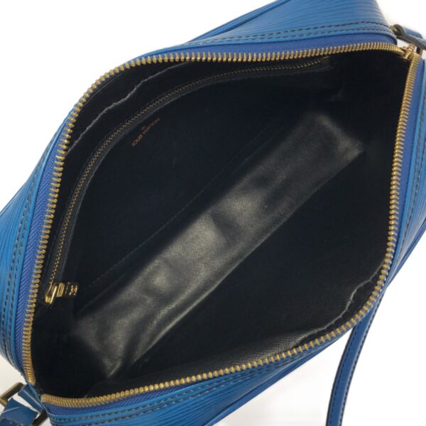 37325745 6 Louis Vuitton Trocadero 27 Shoulder Bag Toledo Blue Leather