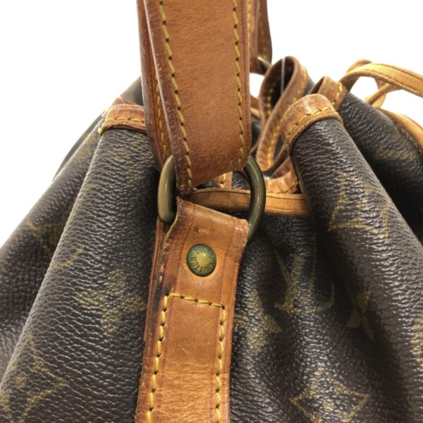 37325906 10 Louis Vuitton Petit Noe Shoulder Bag Monogram Canvas