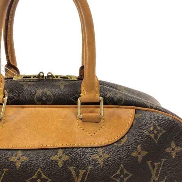 37325950 10 Louis Vuitton Deauville Handbag Monogram Canvas