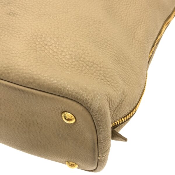 37380132 5 Prada Tote Bag Leather Tag Leather Beige