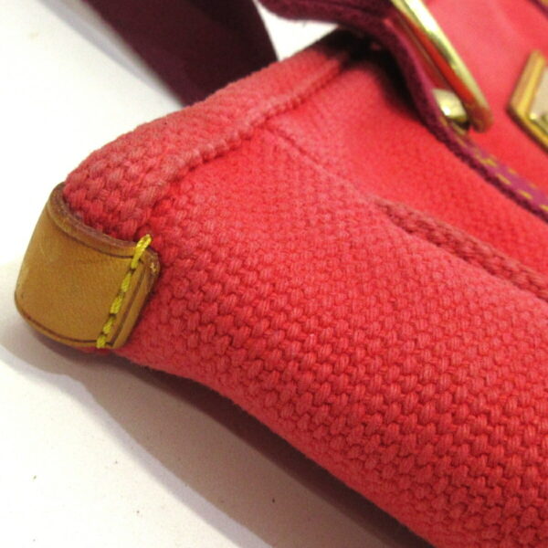 37396590 12 Louis Vuitton Hippo MM Tote Bag Rouge