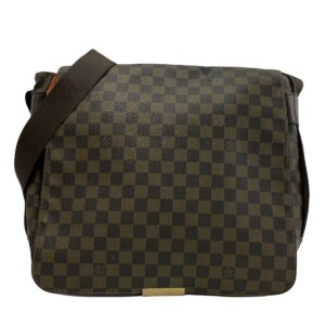 37397602 1 Louis Vuitton Batignolles Horizontal Shoulder Bag Monogram Canvas