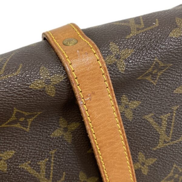 37413773 18 Louis Vuitton Saumur 30 Shoulder Bag Monogram Canvas