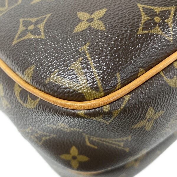 37413805 8 Louis Vuitton Reporter PM Shoulder Bag Monogram Canvas