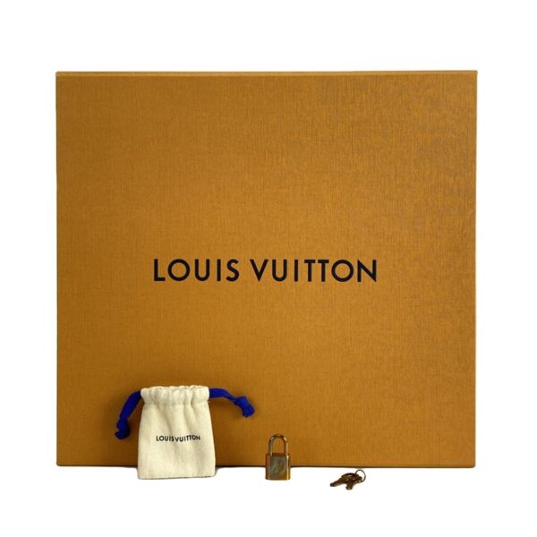 37415161 11 Louis Vuitton Speedy 25 Handbag Monogram Canvas