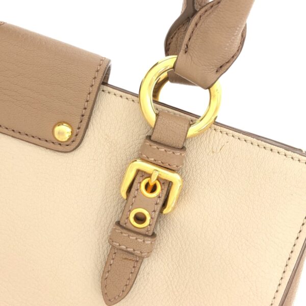 37467428 9 Miumiu RN799C Handbag Leather White Beige