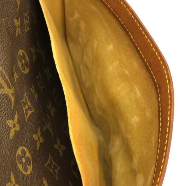 37468618 12 Louis Vuitton Reporter GM Shoulder Bag Monogram Canvas