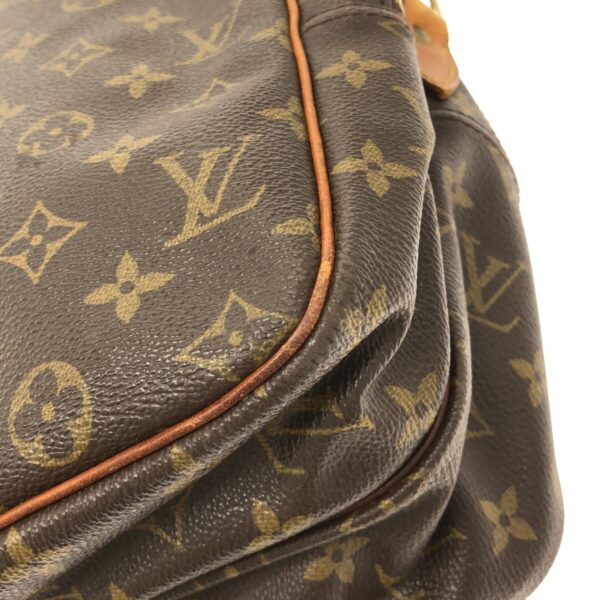 37468618 5 Louis Vuitton Reporter GM Shoulder Bag Monogram Canvas