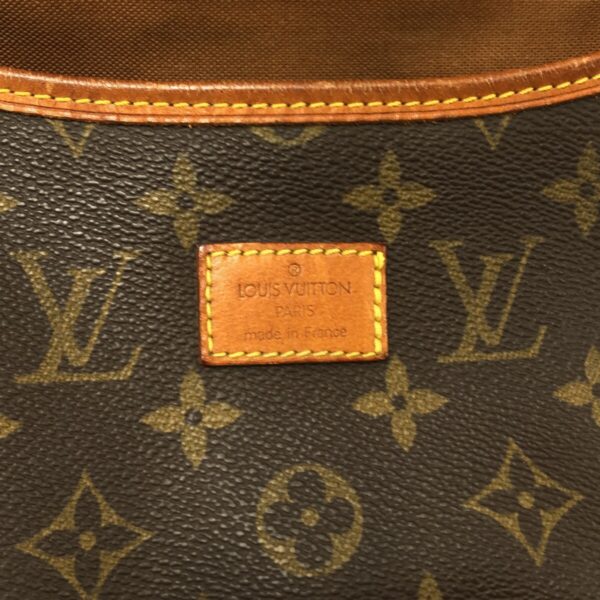 37468644 7 Louis Vuitton Saumur 35 Shoulder Bag Monogram Canvas