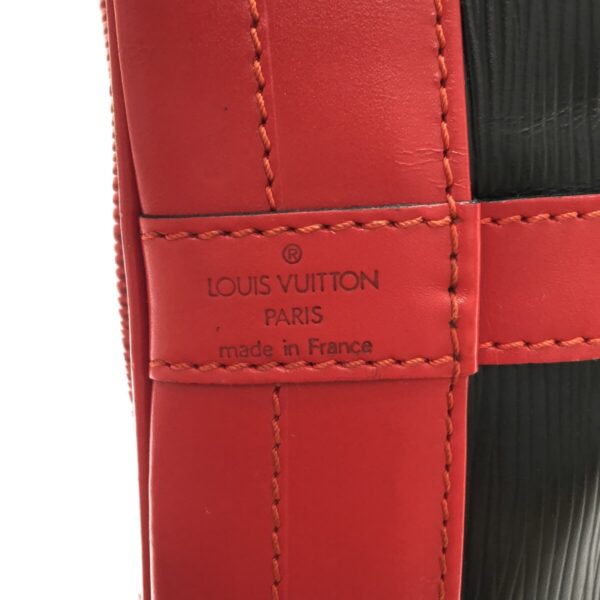 37485111 8 Louis Vuitton Noe Shoulder Bag Bicolor Leather