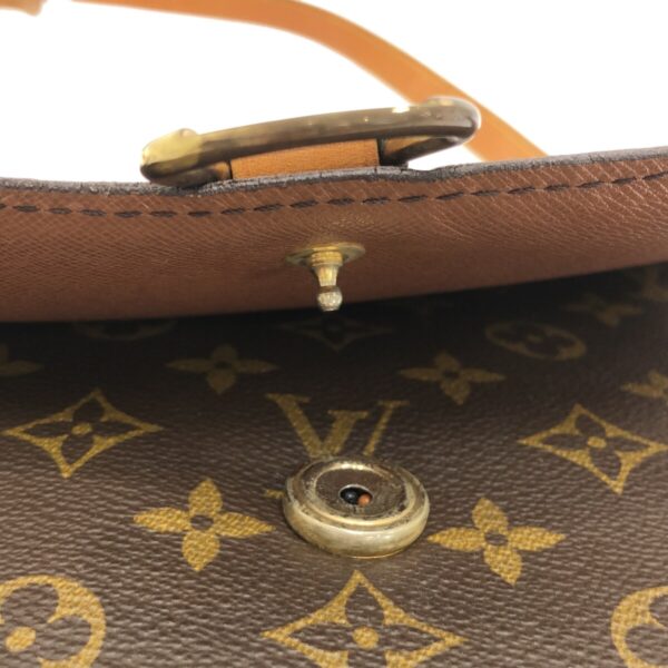 37485439 10 Louis Vuitton Saint Cloud GM Shoulder Bag Monogram Canvas