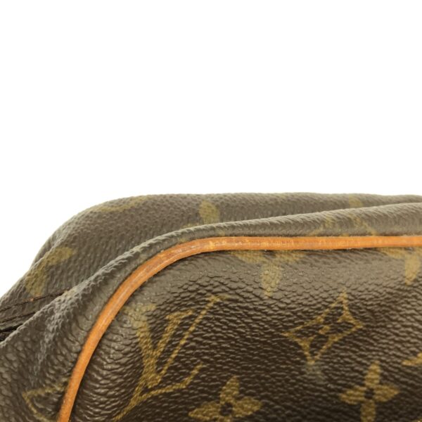 37485457 13 Louis Vuitton Nile Shoulder Bag Monogram Canvas