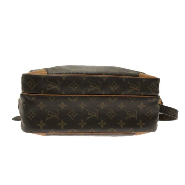 37485457 4 Louis Vuitton Nile Shoulder Bag Monogram Canvas