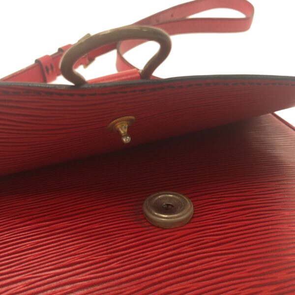 37485475 11 Louis Vuitton Saint Cloud Shoulder Bag Castilian Red Leather