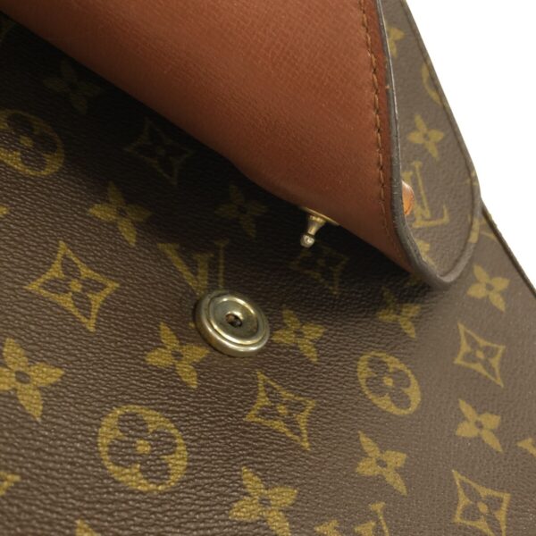 37485476 10 Louis Vuitton Saint Cloud GM Shoulder Bag Monogram Canvas