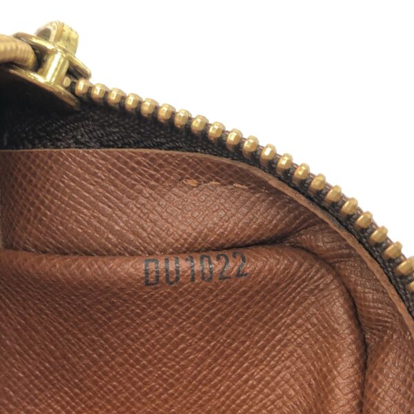 37485601 8 Louis Vuitton Pochette Marly Bandouliere Shoulder Bag Monogram Canvas