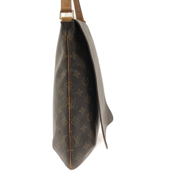 37489556 2 Louis Vuitton Musette Shoulder Bag Monogram Canvas