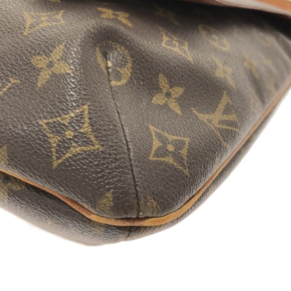 37489556 5 Louis Vuitton Musette Shoulder Bag Monogram Canvas