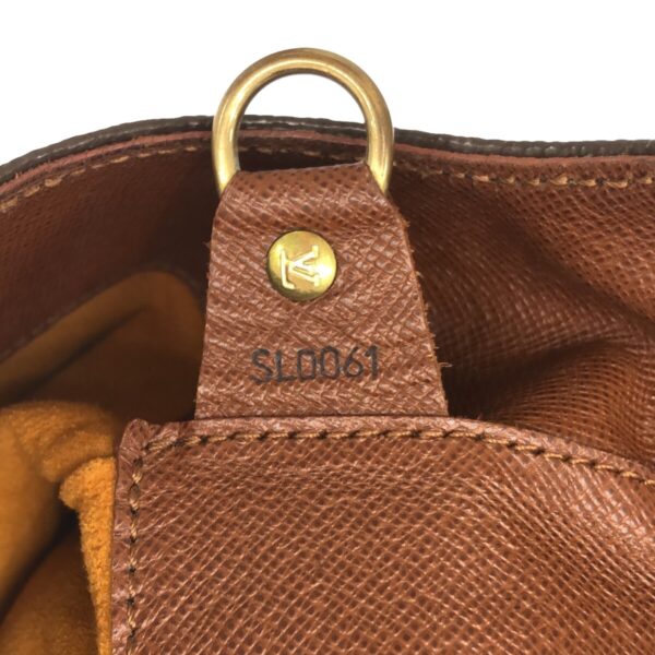 37489556 8 Louis Vuitton Musette Shoulder Bag Monogram Canvas