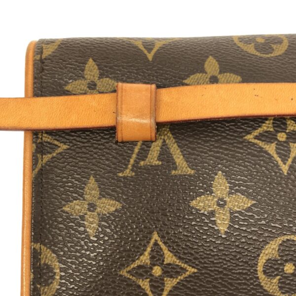 37497375 10 Louis Vuitton Pochette Florentine Waist Pouch Monogram Canvas