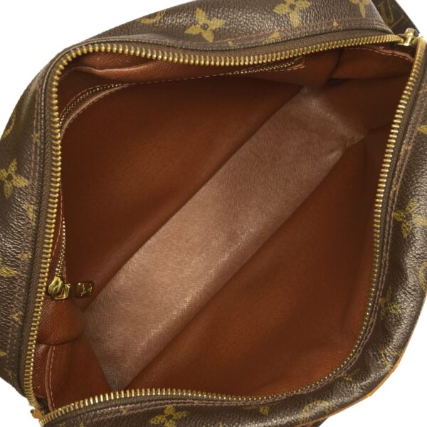 37497943 6 Louis Vuitton Nile Shoulder Bag Monogram Canvas