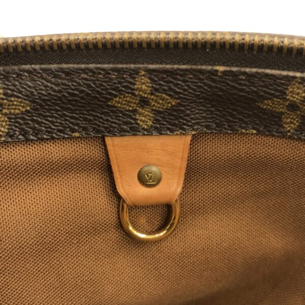 37497979 12 Louis Vuitton Hippo Piano Shoulder Bag Monogram Canvas