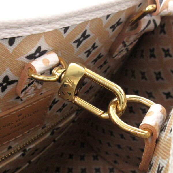 37588764 10 Louis Vuitton On The Go MM Tote Bag Monogram Beige