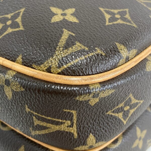 37591334 7 Louis Vuitton Reporter PM Shoulder Bag Monogram Canvas