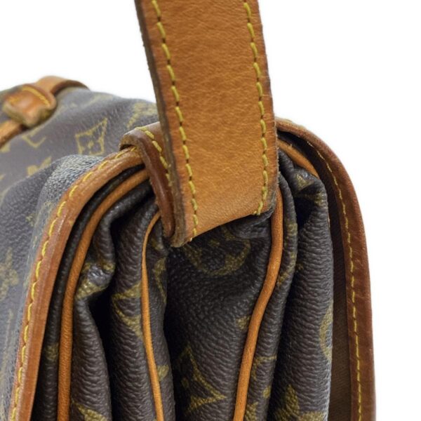 37599858 16 Louis Vuitton Saumur 35 Shoulder Bag Monogram Canvas